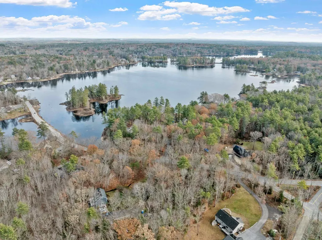 35 Merry Hill Road Barrington NH 03825