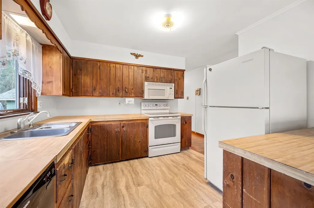 73 Pauls Square East Montpelier VT 05651