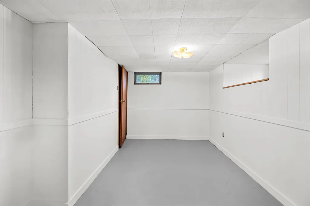 73 Pauls Square East Montpelier VT 05651