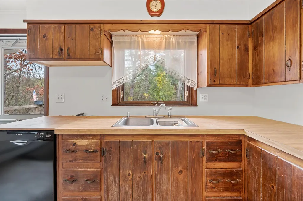 73 Pauls Square East Montpelier VT 05651