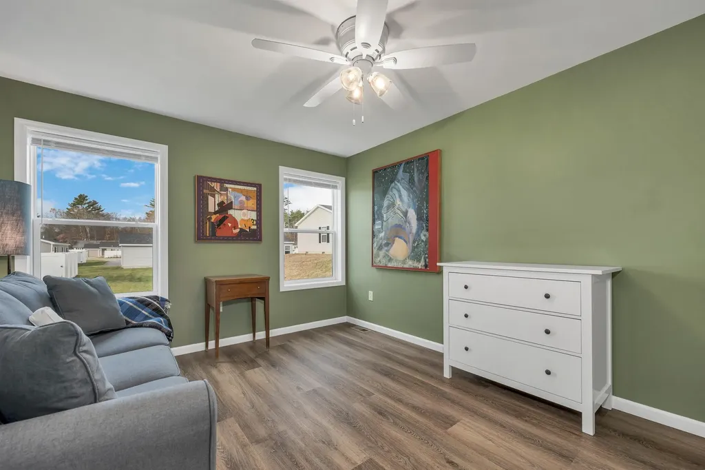 15-B Wildflower Lane Plymouth NH 03264