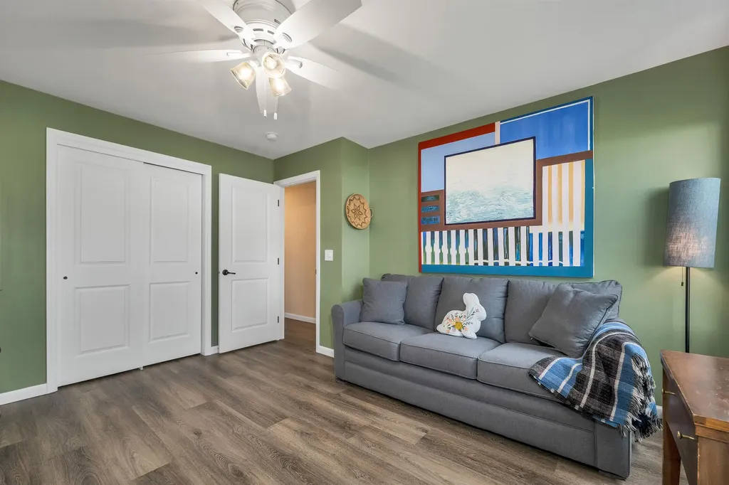 15-B Wildflower Lane Plymouth NH 03264