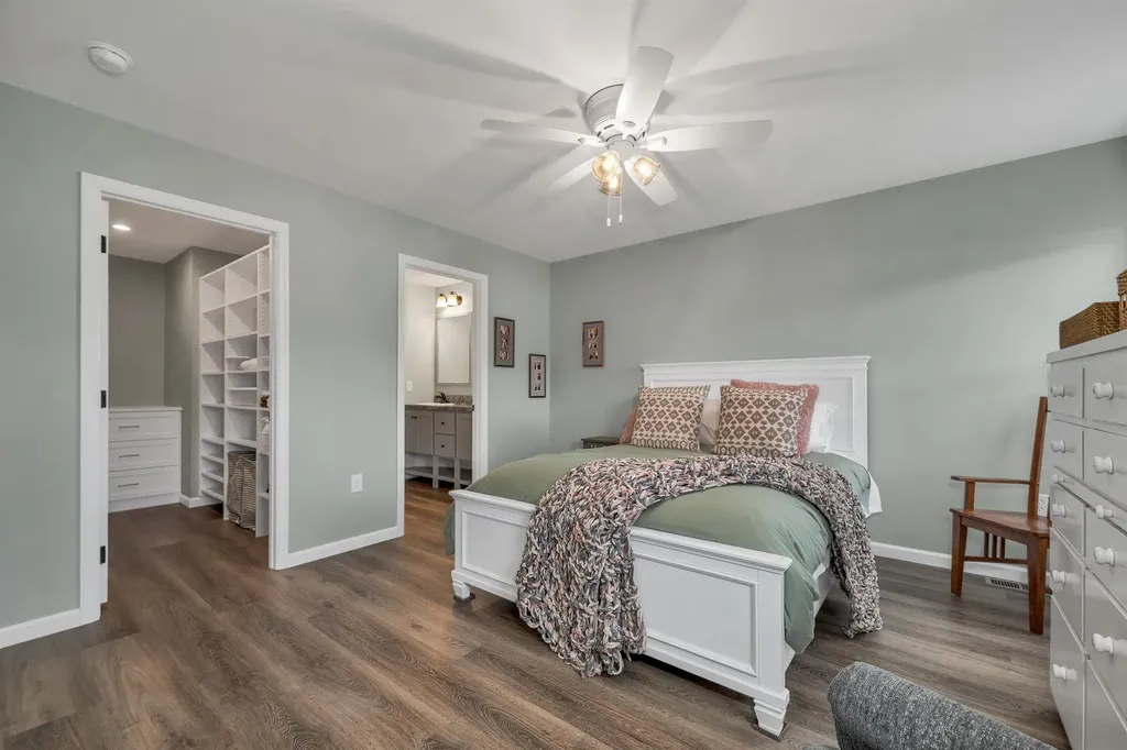 15-B Wildflower Lane Plymouth NH 03264