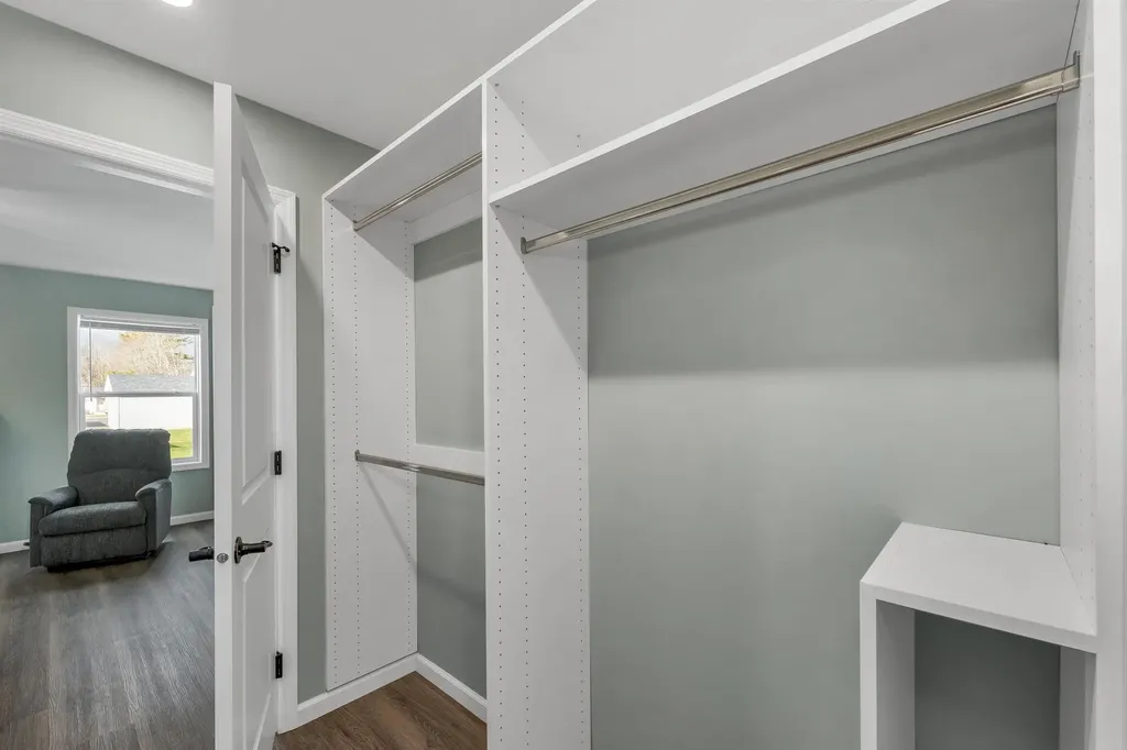 15-B Wildflower Lane Plymouth NH 03264