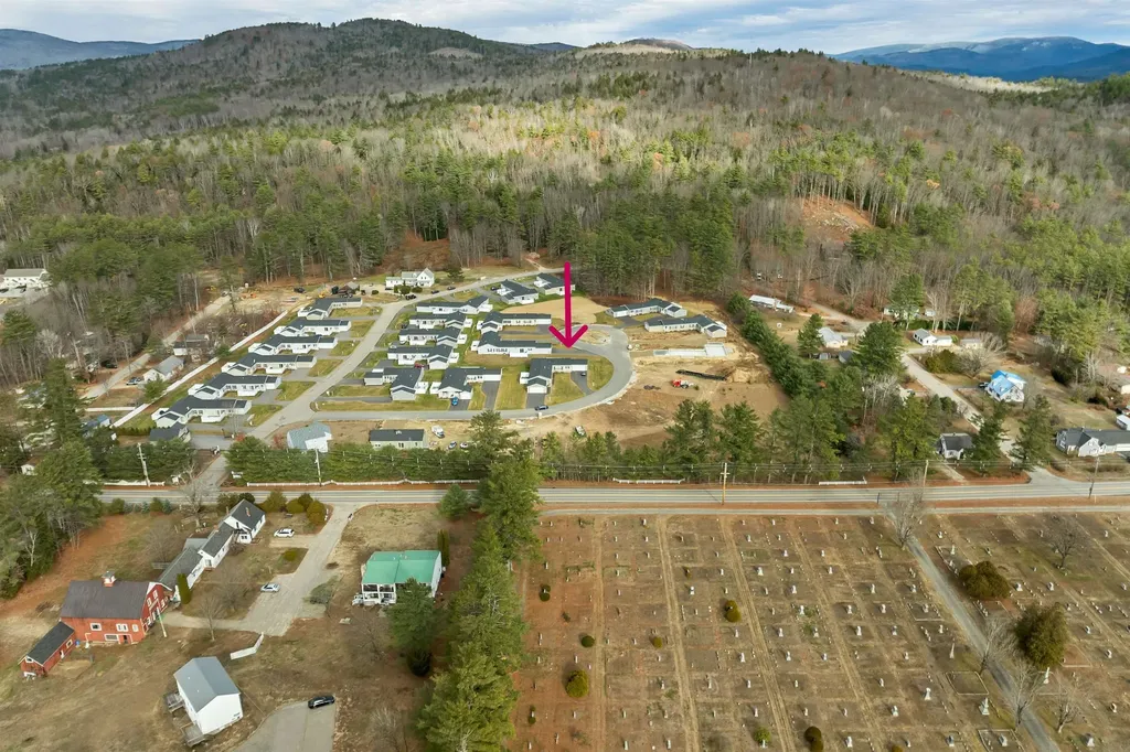 15-B Wildflower Lane Plymouth NH 03264