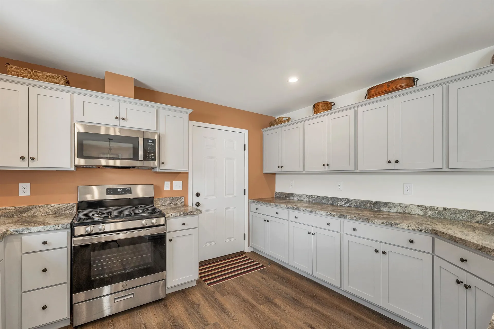 15-B Wildflower Lane Plymouth NH 03264