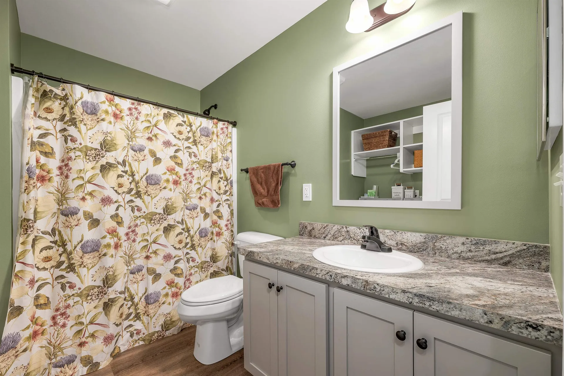 15-B Wildflower Lane Plymouth NH 03264