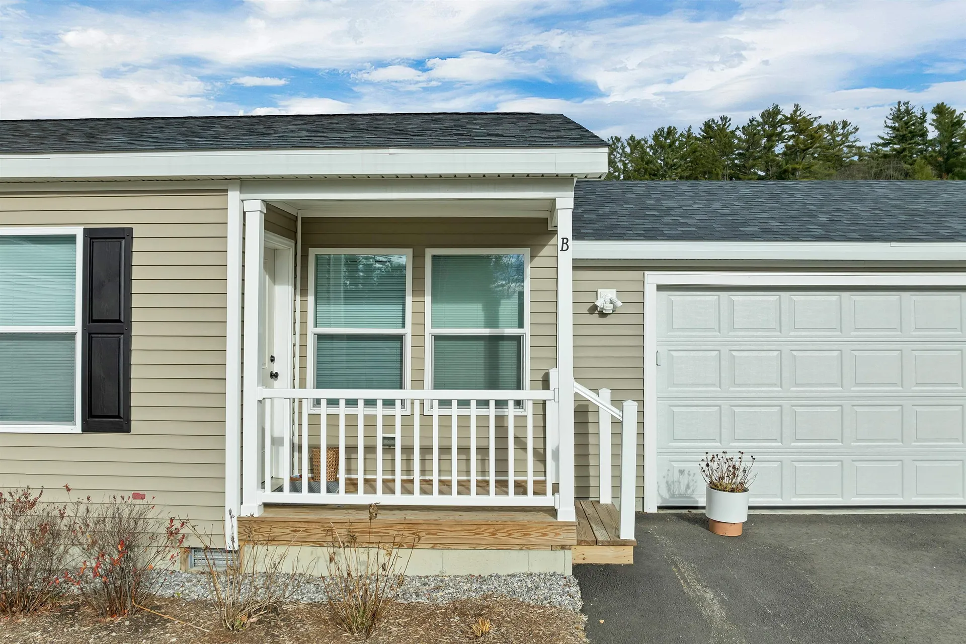 15-B Wildflower Lane Plymouth NH 03264