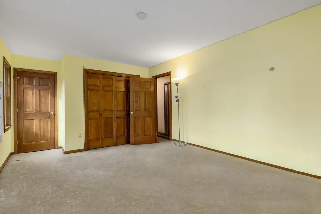 8 River Bend Circle Exeter NH 03833