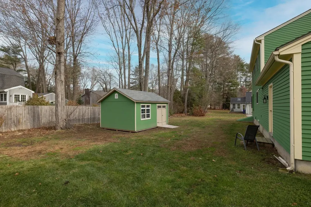8 River Bend Circle Exeter NH 03833