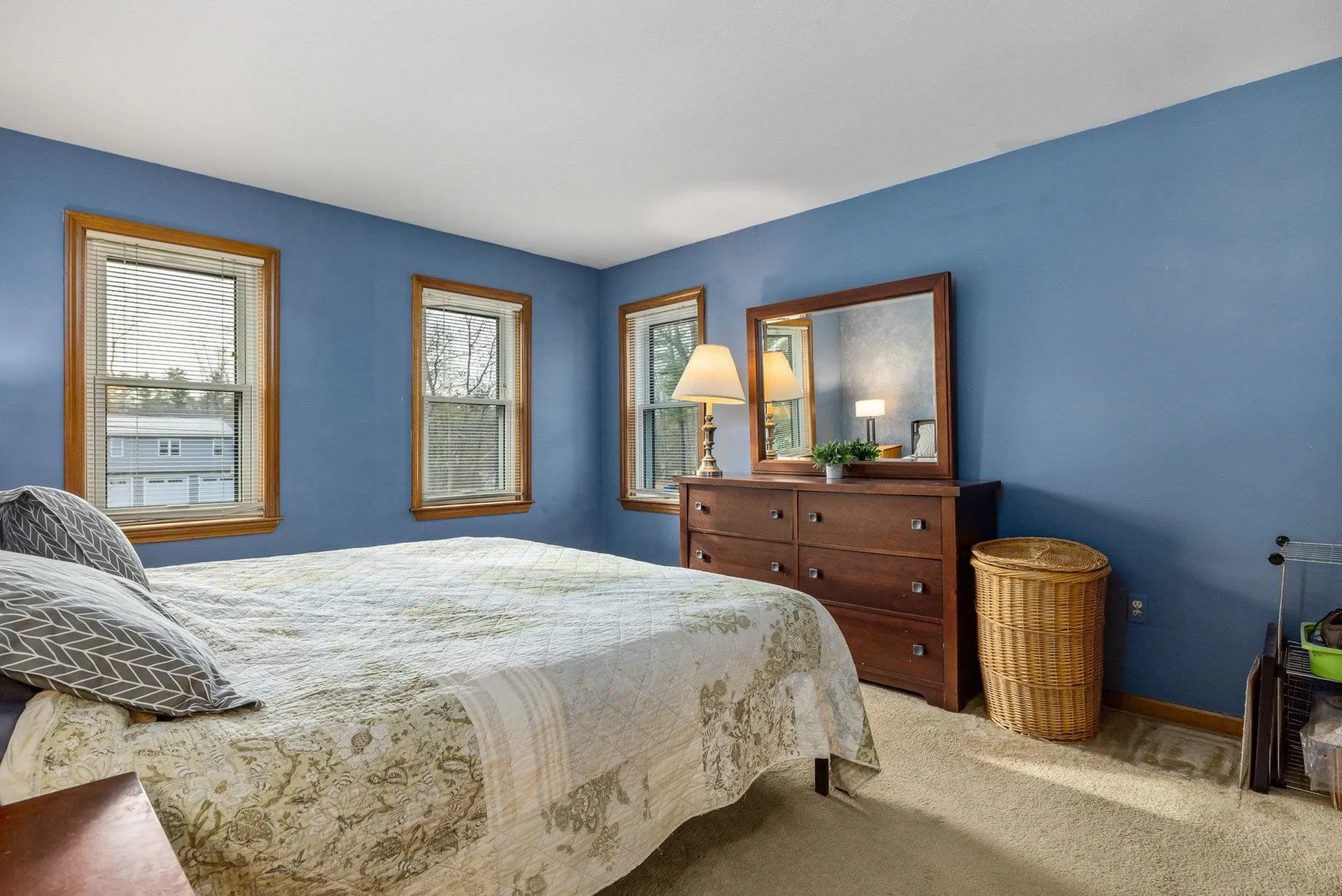 8 River Bend Circle Exeter NH 03833