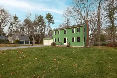 8 River Bend Circle Exeter NH 03833