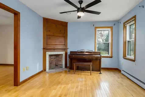 8 River Bend Circle Exeter NH 03833