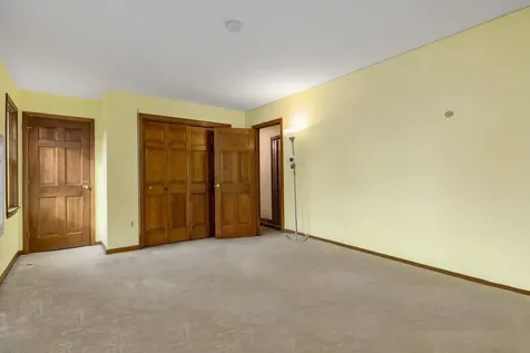 8 River Bend Circle Exeter NH 03833