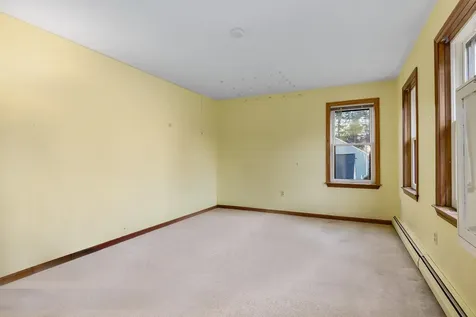 8 River Bend Circle Exeter NH 03833