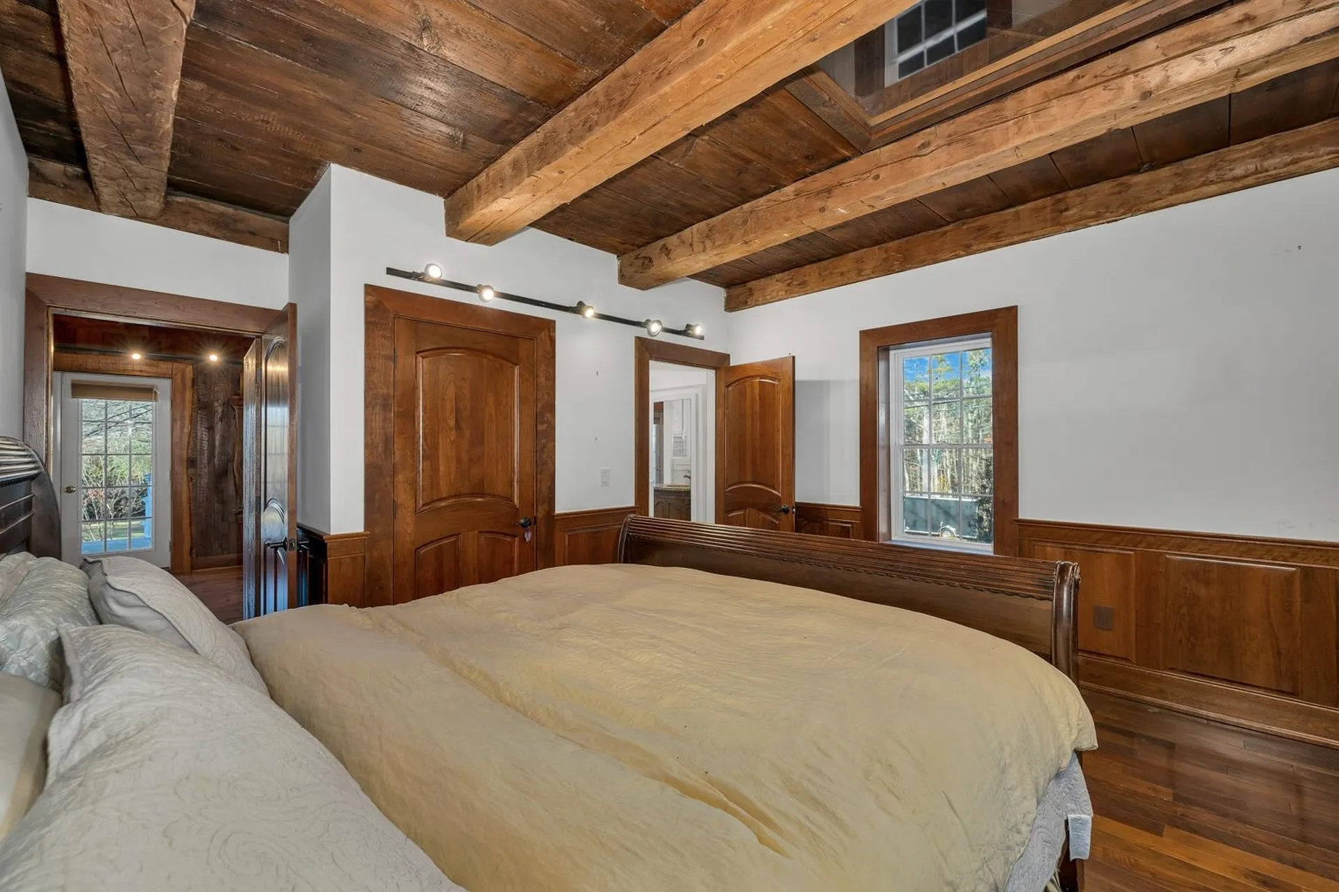 475 Governor Wentworth Highway Wolfeboro NH 03894