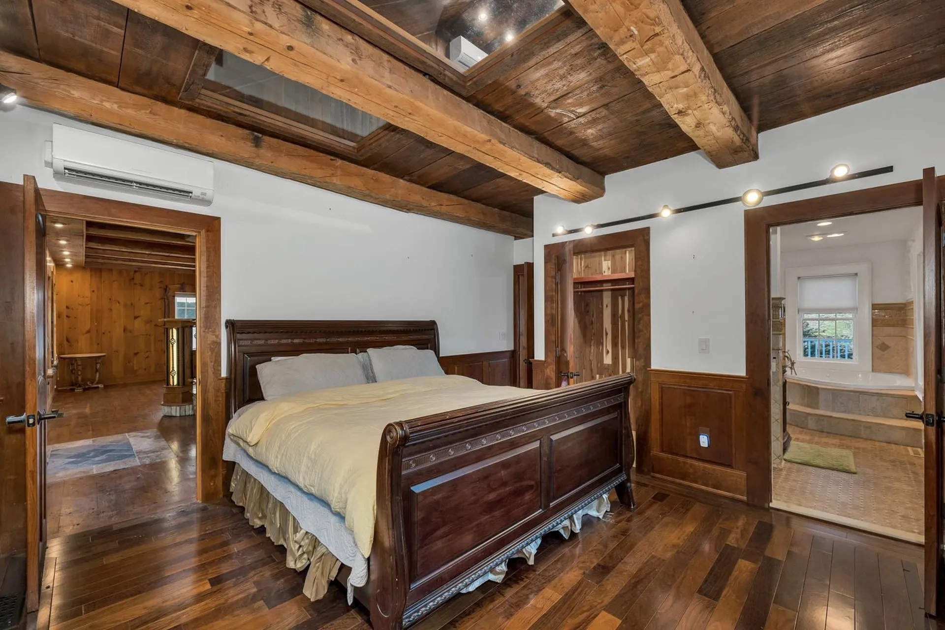 475 Governor Wentworth Highway Wolfeboro NH 03894