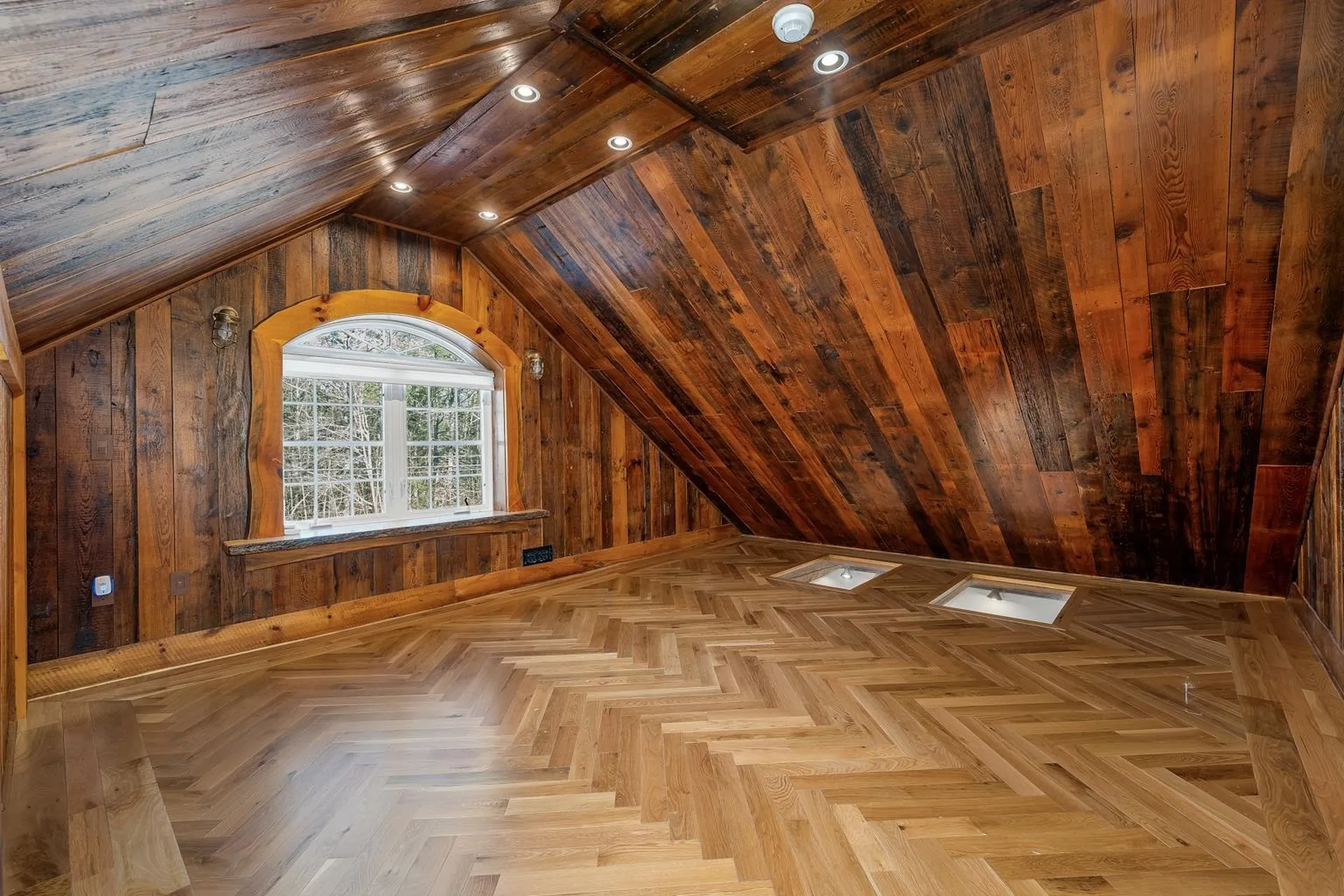 475 Governor Wentworth Highway Wolfeboro NH 03894