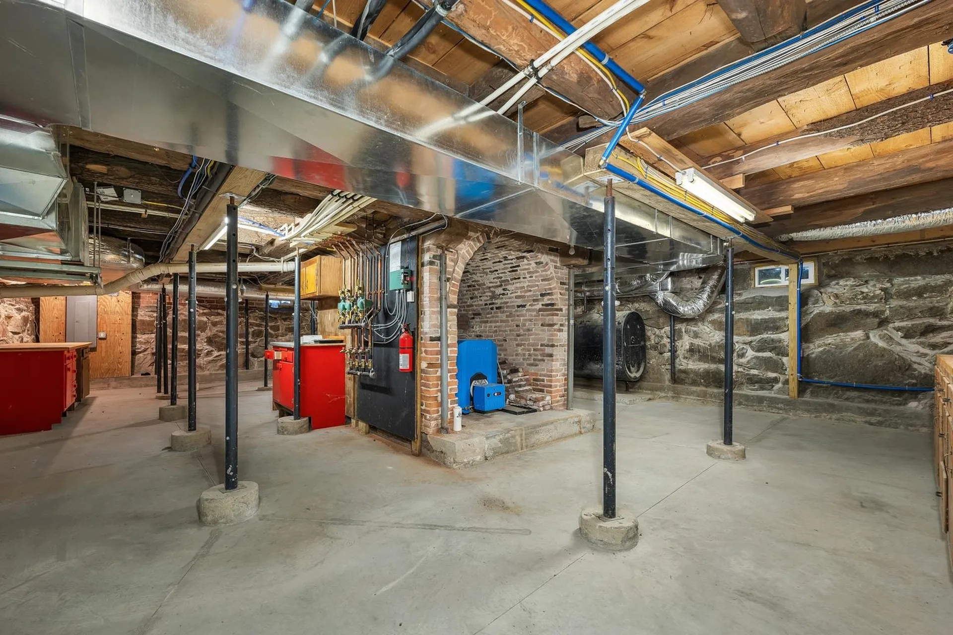 475 Governor Wentworth Highway Wolfeboro NH 03894