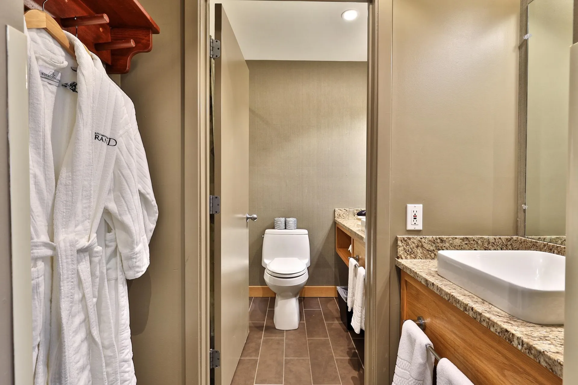 228 East Mountain Road Killington VT 05751