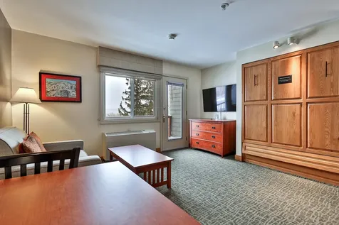 228 East Mountain Road Killington VT 05751