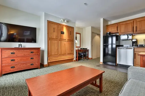 228 East Mountain Road Killington VT 05751