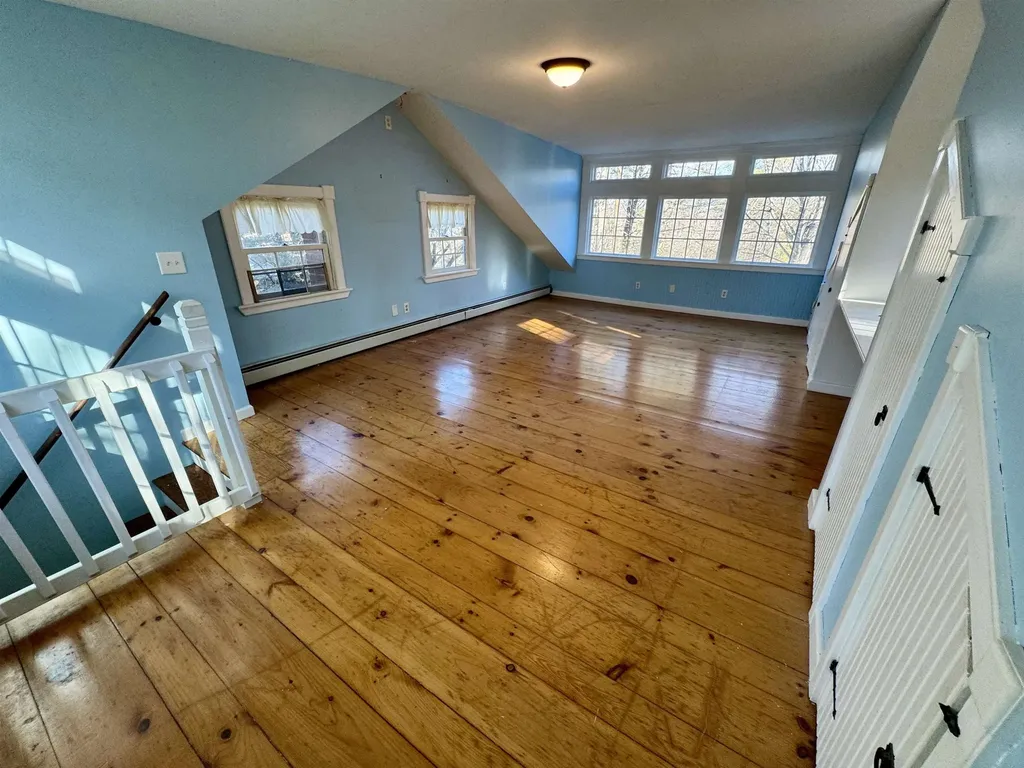 999 Upper Plain Bradford VT 05033