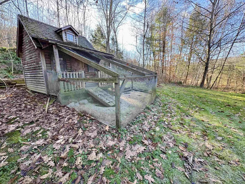 999 Upper Plain Bradford VT 05033