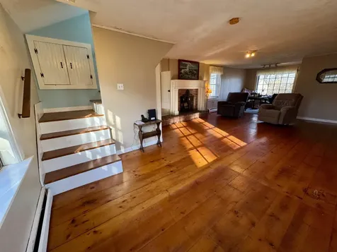 999 Upper Plain Bradford VT 05033