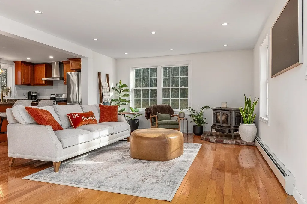 85 Priest Road Nottingham NH 03290