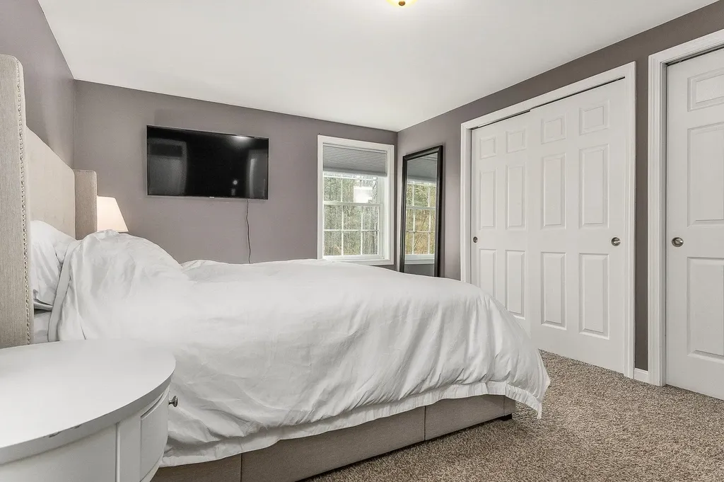 85 Priest Road Nottingham NH 03290