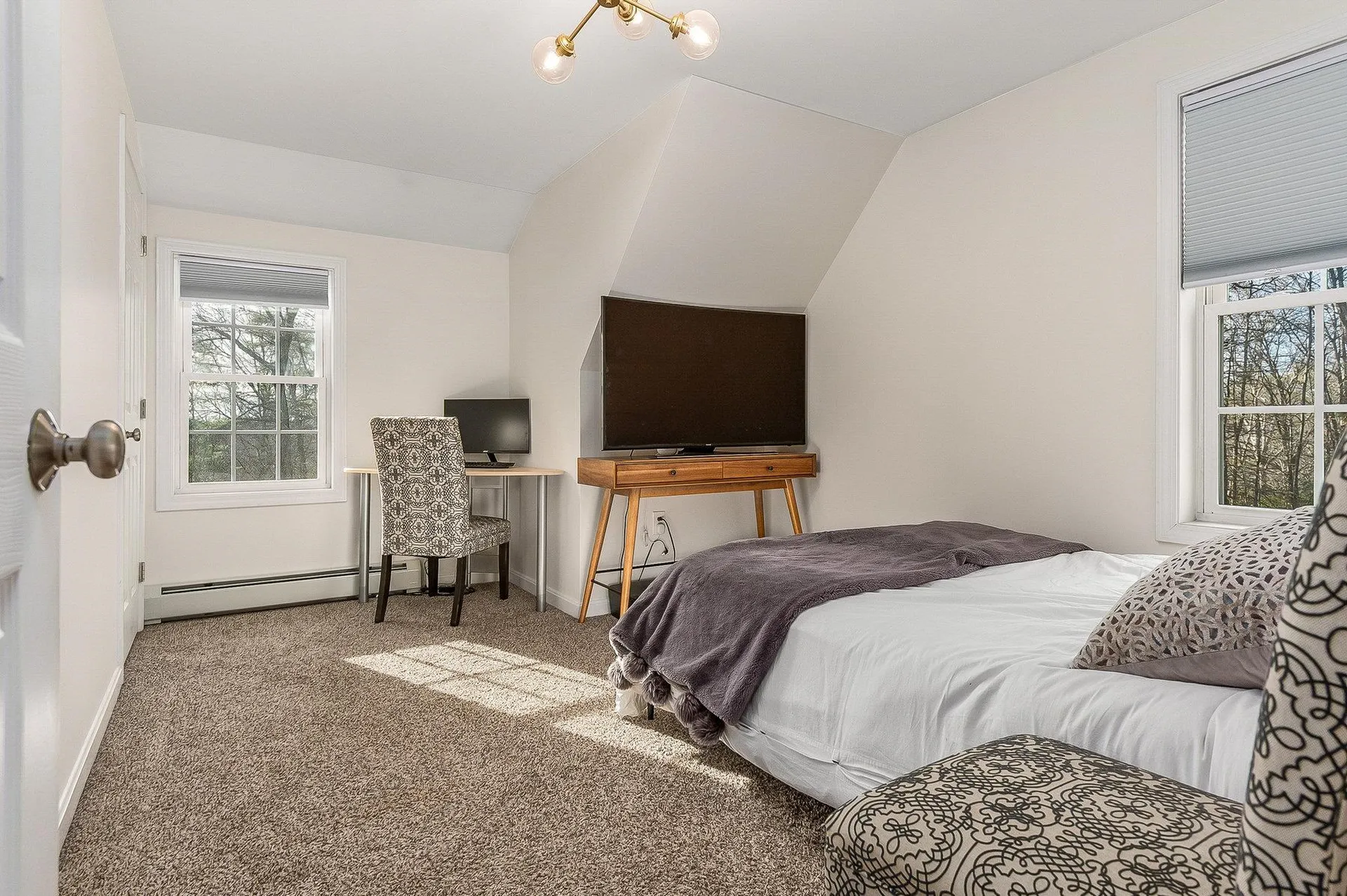 85 Priest Road Nottingham NH 03290