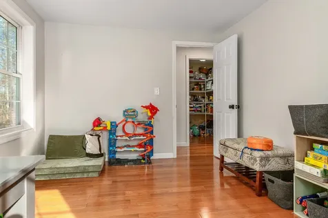 85 Priest Road Nottingham NH 03290