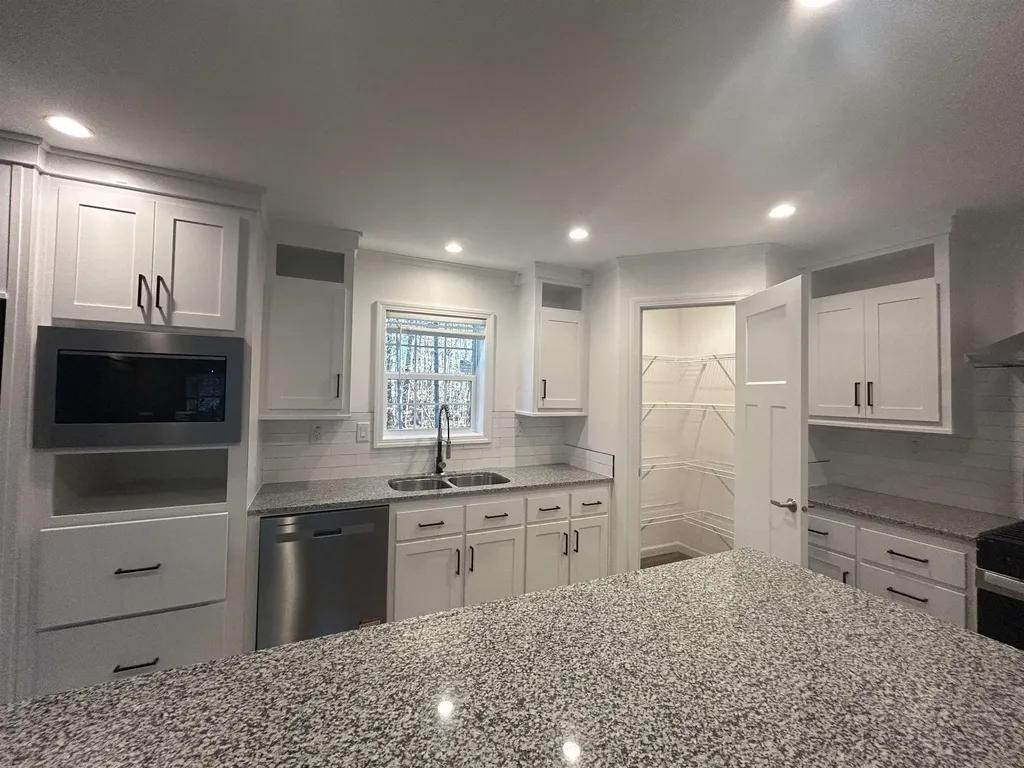 125 Cochecho Road Farmington NH 03835