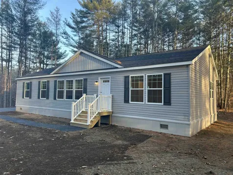 125 Cochecho Road Farmington NH 03835