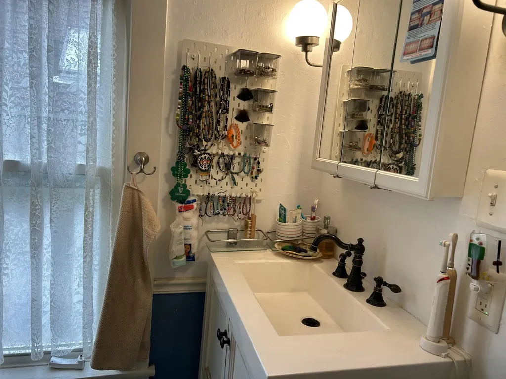 48 Kendall Avenue Rutland City VT 05701