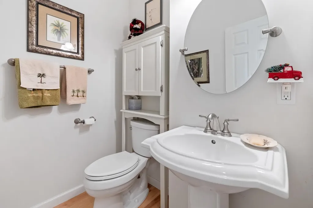 11 Rock Ridge Boulevard Lebanon NH 03784