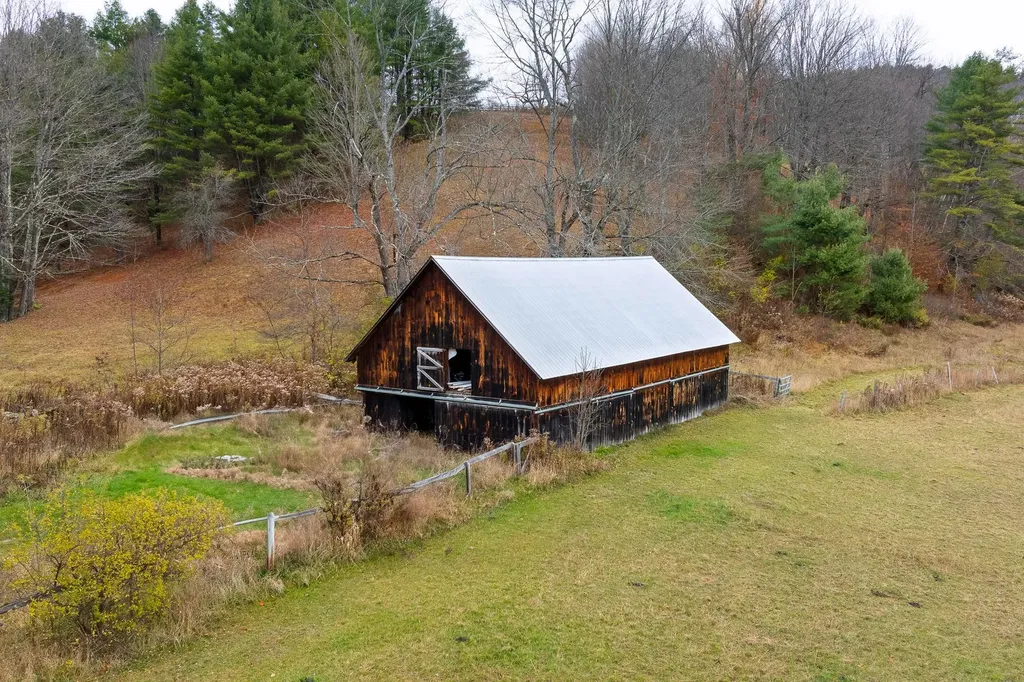 298 Jenneville Road Hartland VT 05048