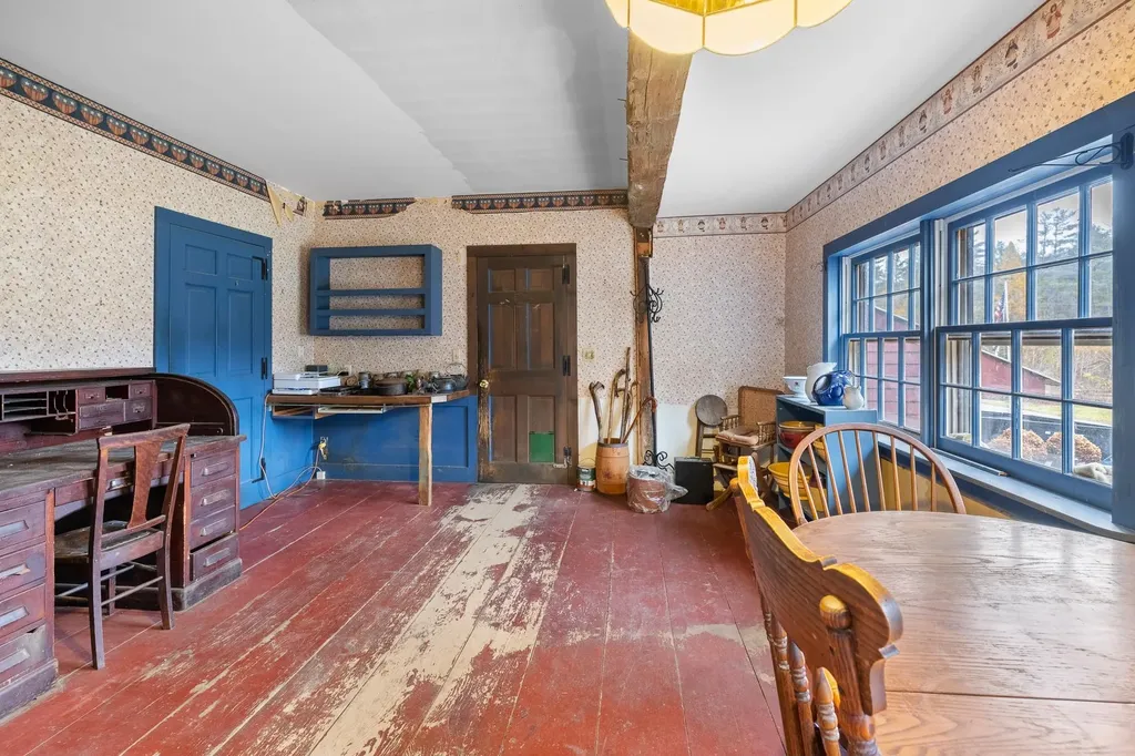 298 Jenneville Road Hartland VT 05048