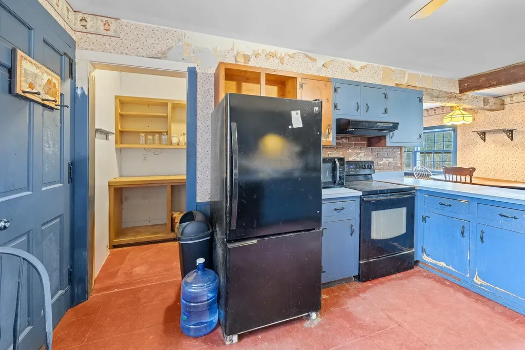 298 Jenneville Road Hartland VT 05048