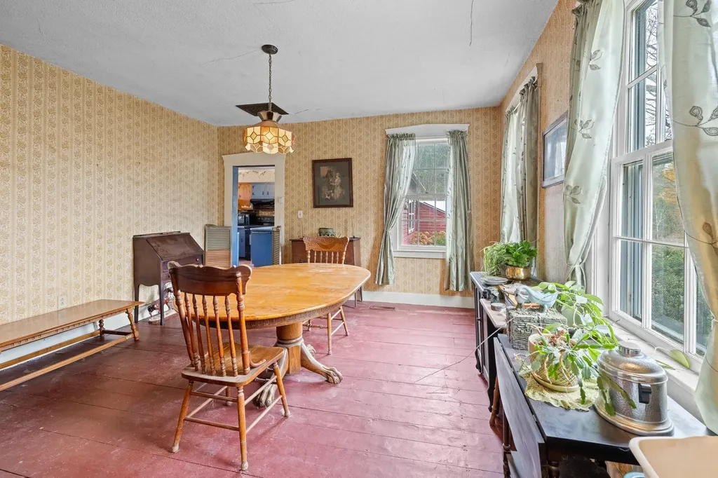 298 Jenneville Road Hartland VT 05048