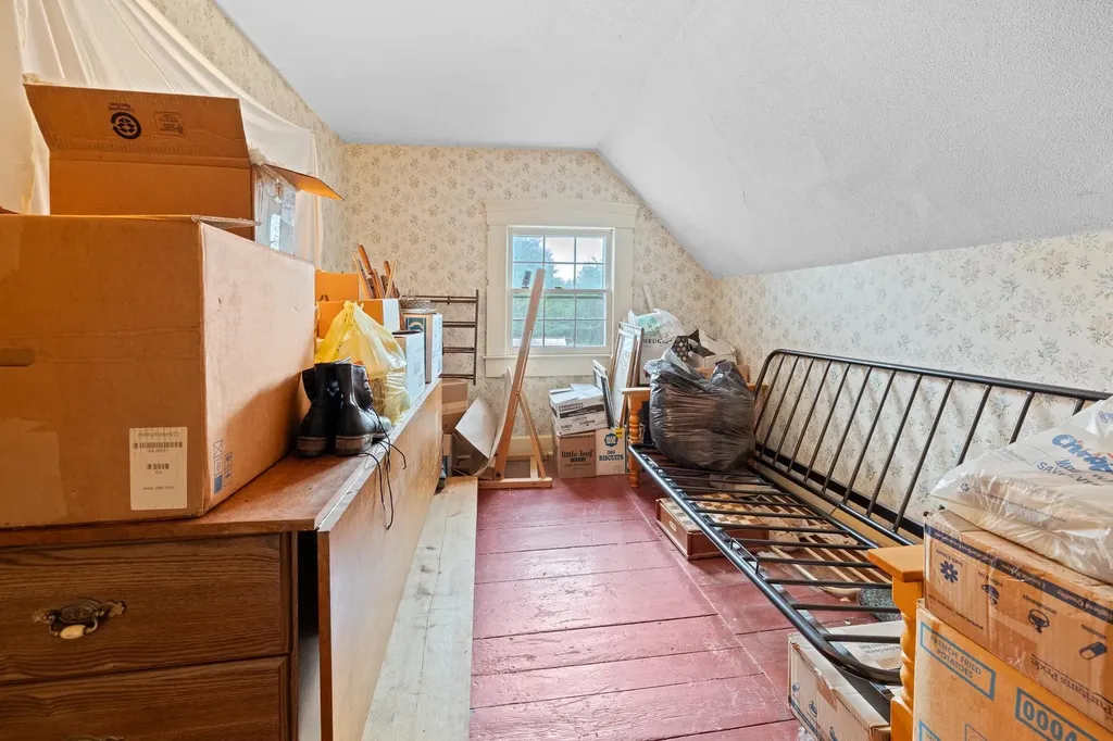 298 Jenneville Road Hartland VT 05048