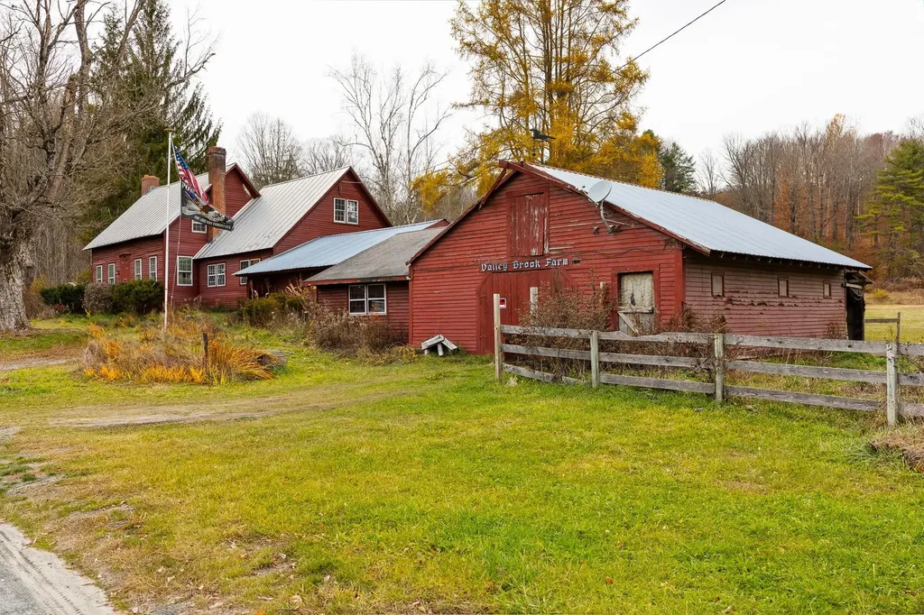 298 Jenneville Road Hartland VT 05048