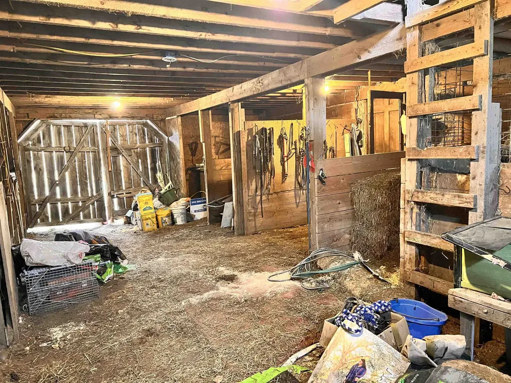 298 Jenneville Road Hartland VT 05048