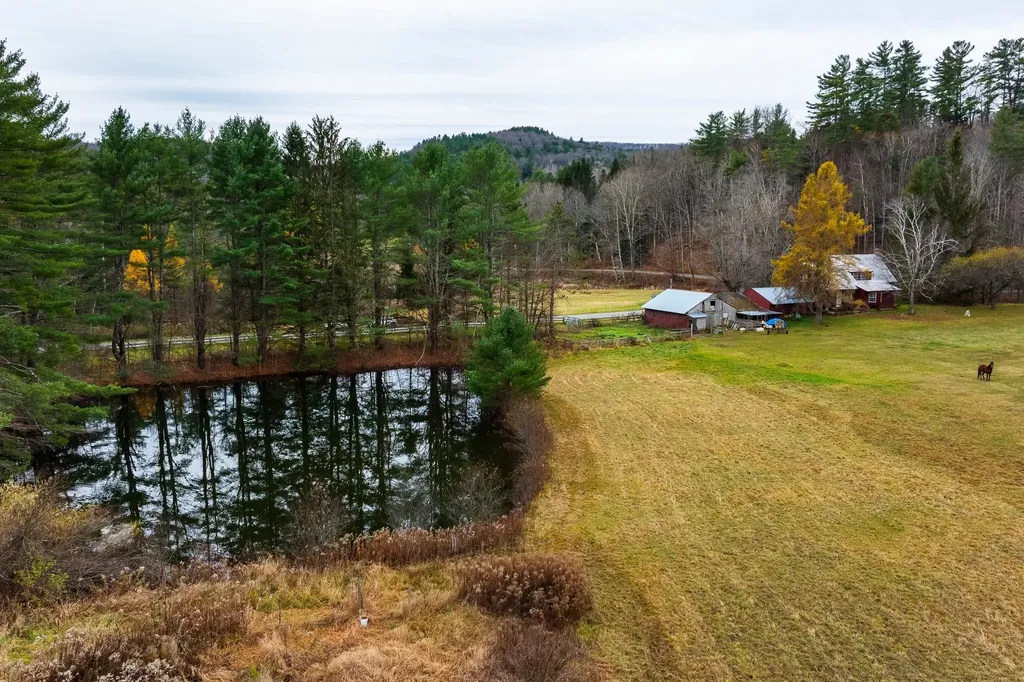 298 Jenneville Road Hartland VT 05048