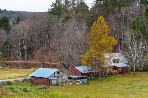 298 Jenneville Road Hartland VT 05048