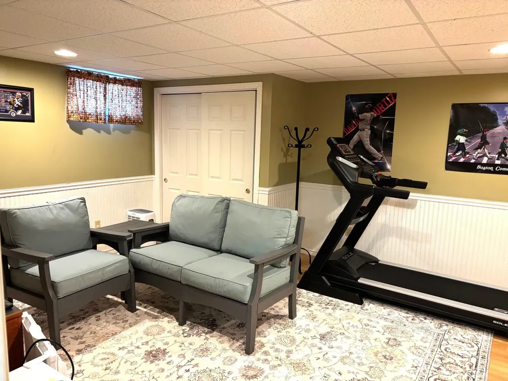 4 Kelsey Drive Durham NH 03824