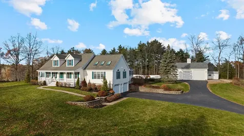 111 Sandown Road Chester NH 03036