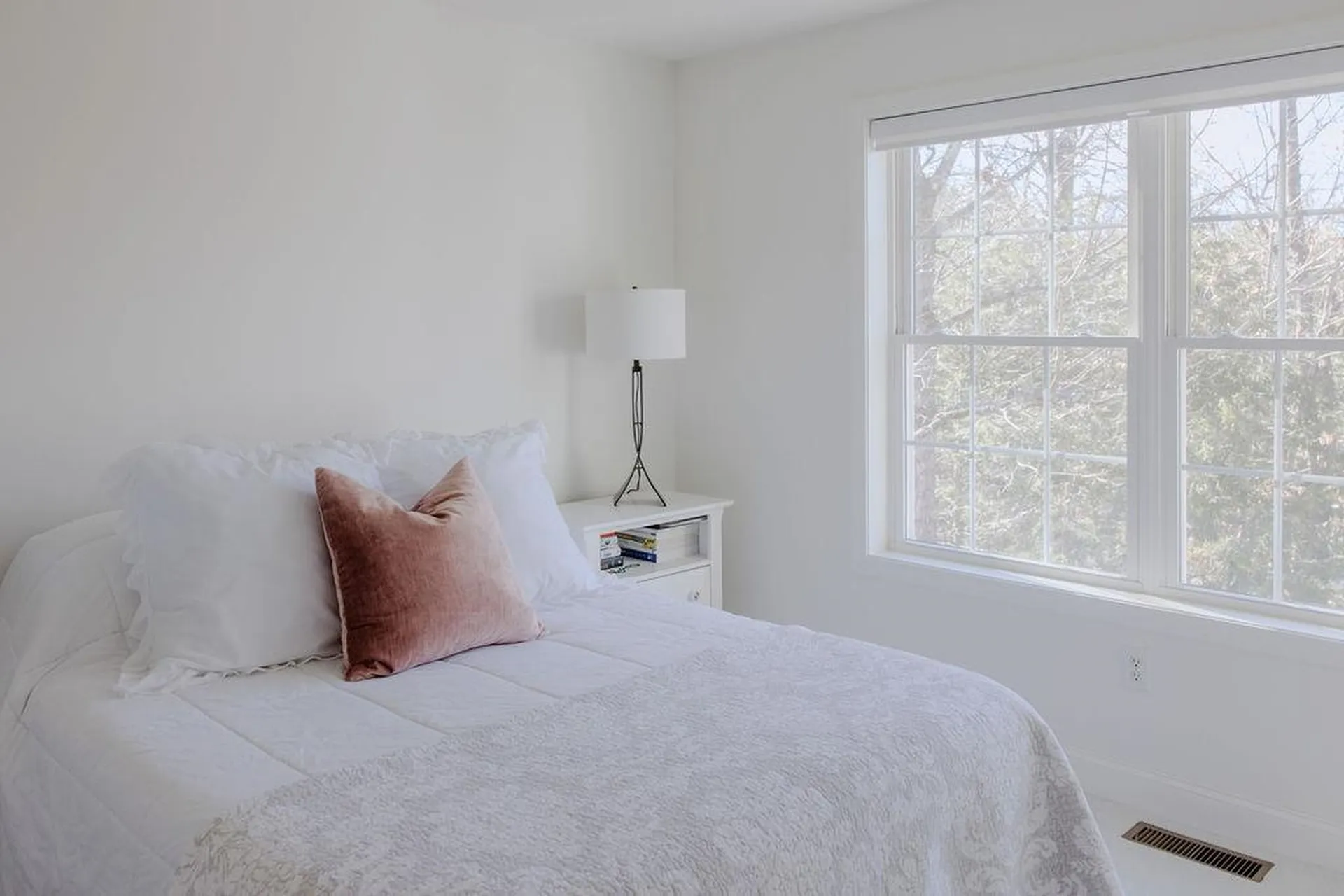 11 Legacy Lane Peterborough NH 03458