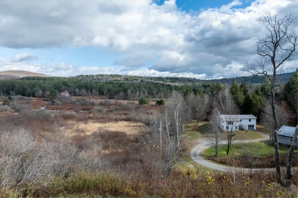 135 Overlook Drive Londonderry VT 05148